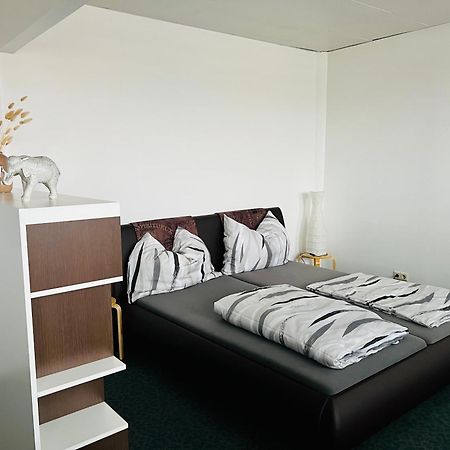 Kobra Room Fuer 4 Personen Spielberg Bei Knittelfeld ภายนอก รูปภาพ